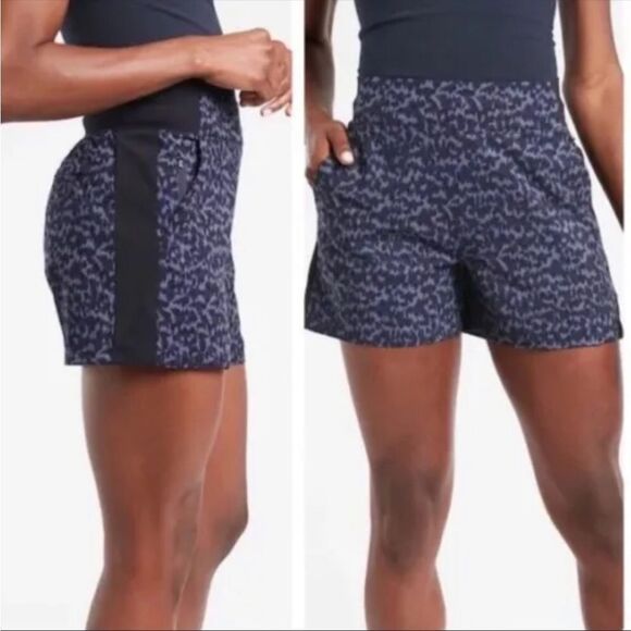 ATHLETA | Brooklyn Printed Shorts Blue & Navy Side Stripes Women’s Size 10 - Picture 1 of 12